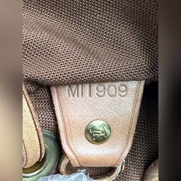 Montsouris GM Backpack - Picture 9 of 13